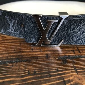 Authentic Louis Vuitton Men’s Belt
